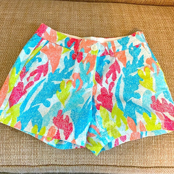2 Pair of Ladies’ Shorts - Size 4 & 4P - Picture 2 of 5